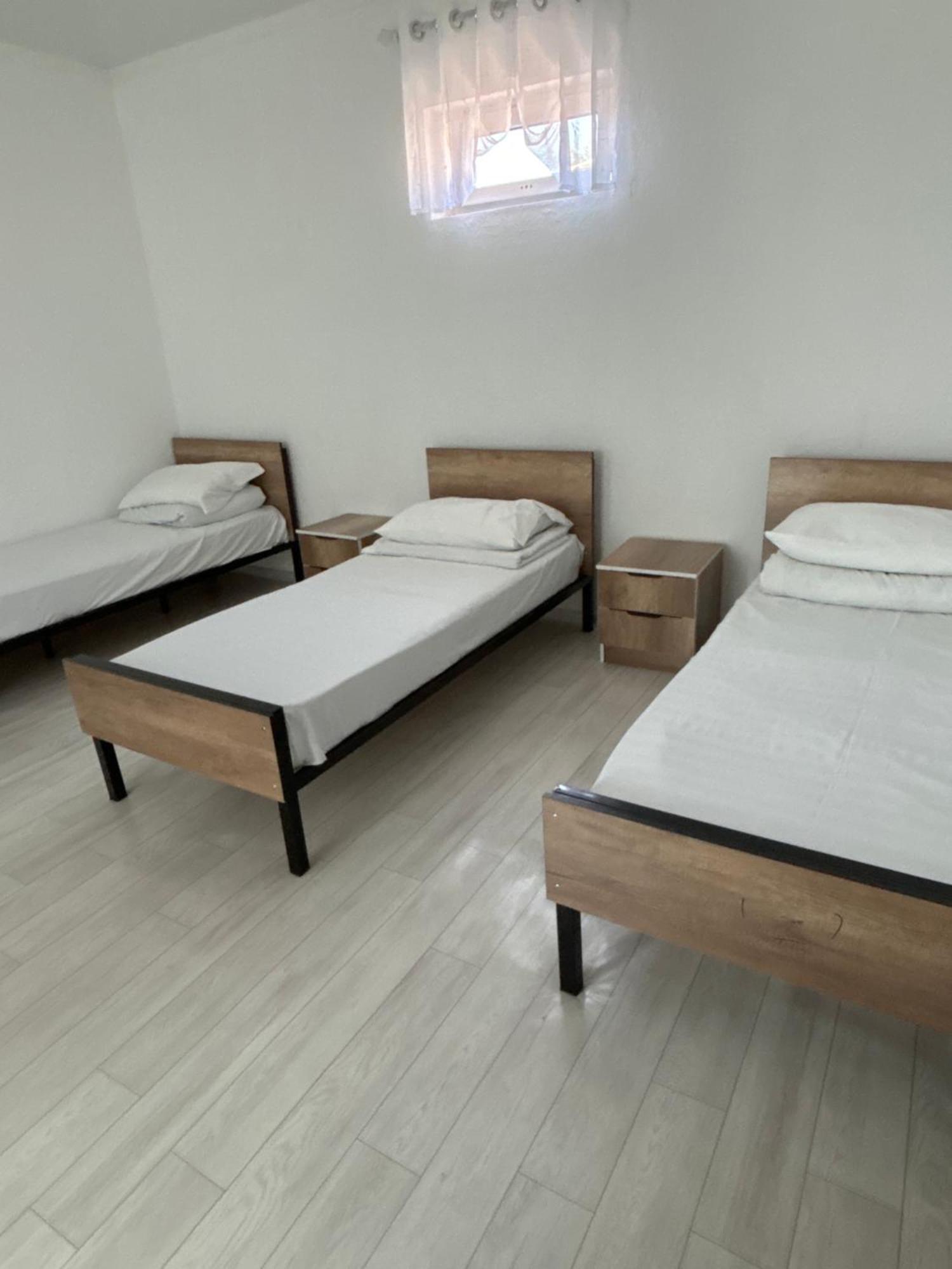 Hostel,Halal Хостел,Халал Tokmok Eksteriør bilde