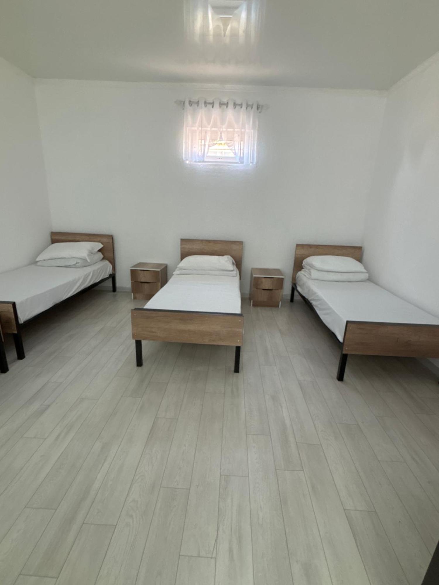 Hostel,Halal Хостел,Халал Tokmok Eksteriør bilde