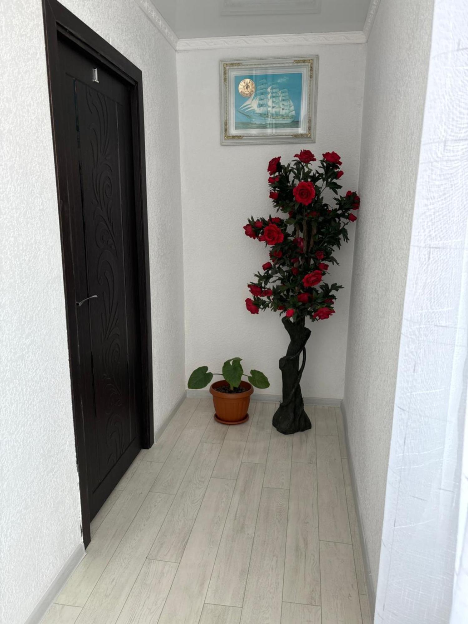 Hostel,Halal Хостел,Халал Tokmok Eksteriør bilde